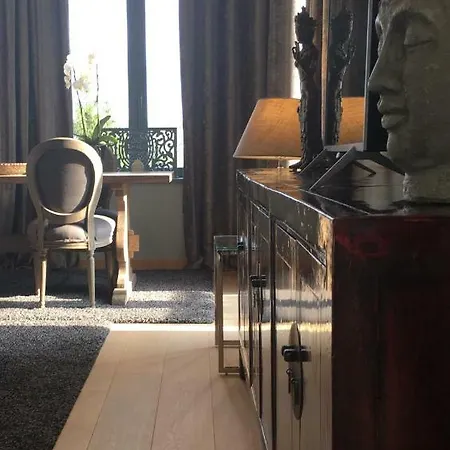 Le Manoir De Apartment